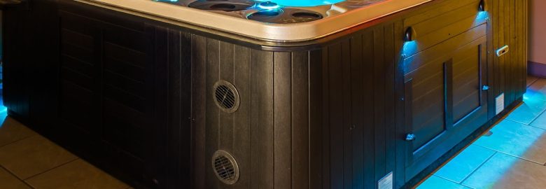 Aquacade Pools & Spas