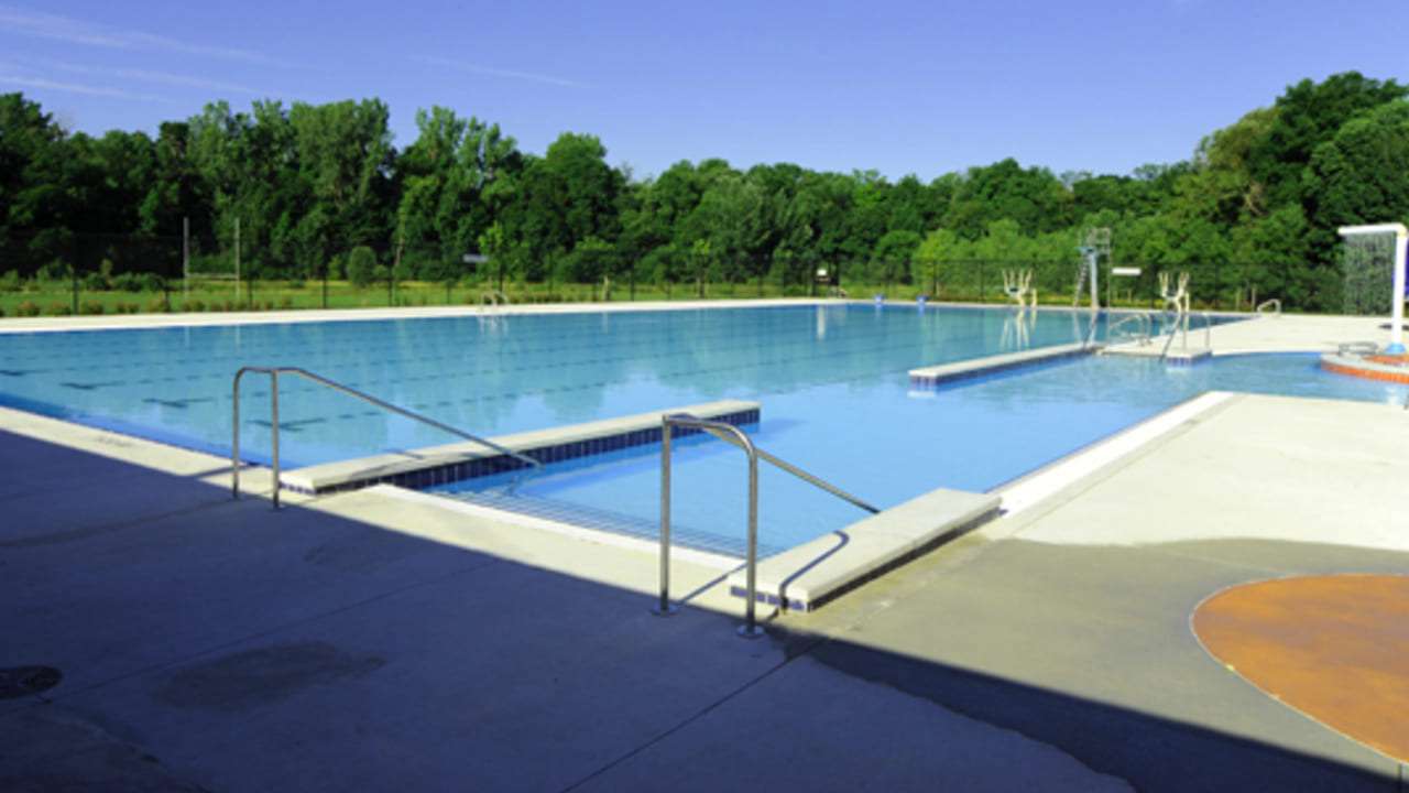 Commercial Pool Builders in Kanata