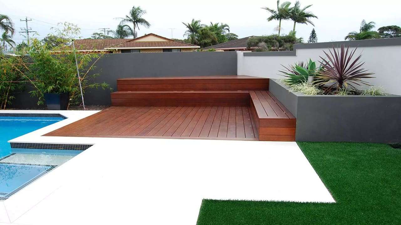 Pool Deck Builders in Guelph