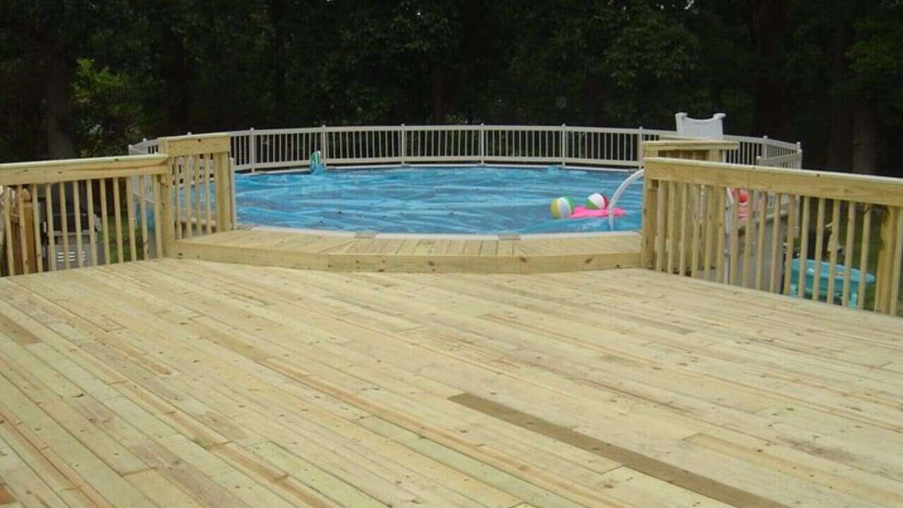 Pool Deck Builders in Kanata