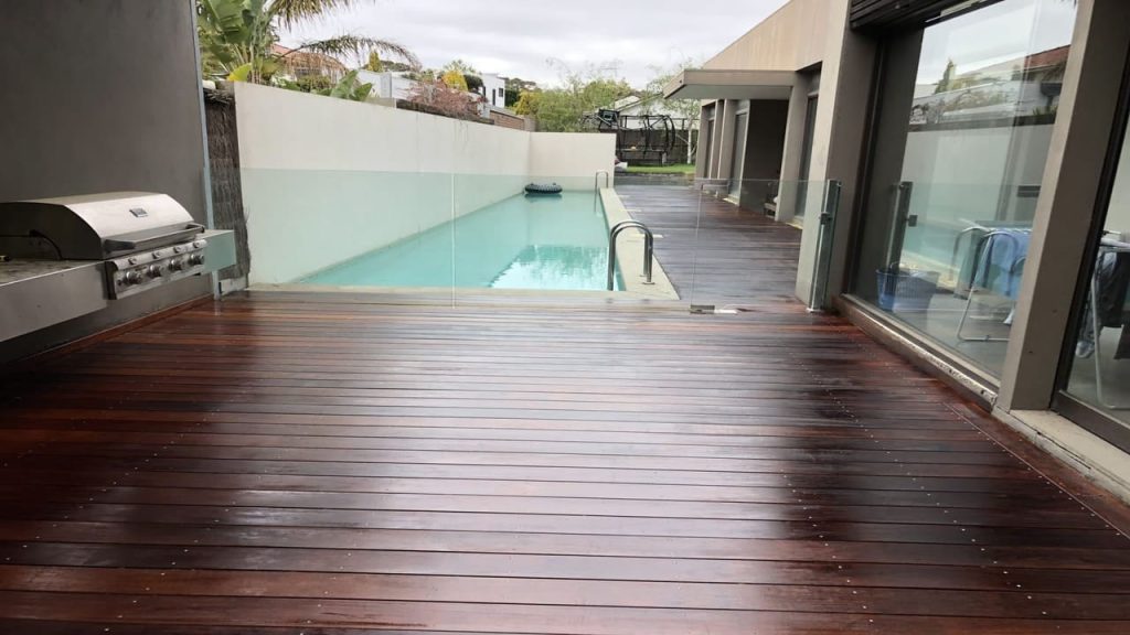 pool indoor