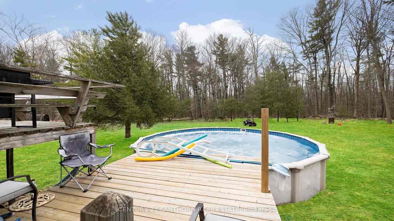 Pool Deck Builders in Quinte West
